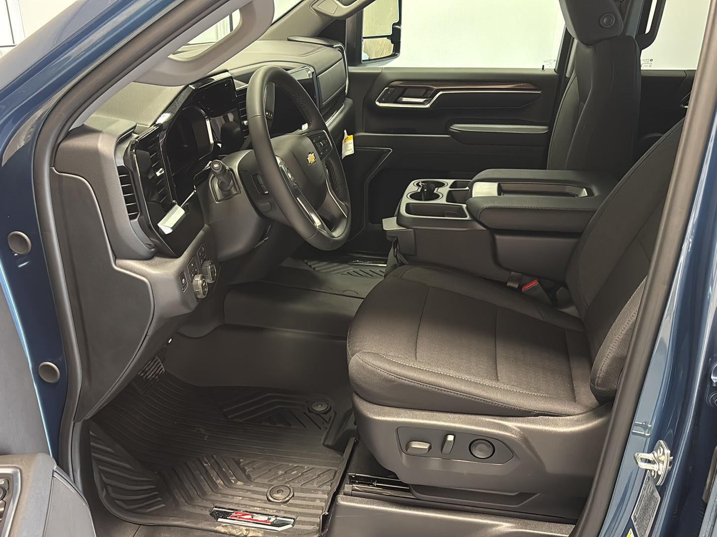 2026 Chevrolet Silverado 2500 HD LT - Photo 7